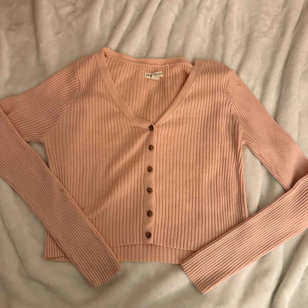 PINK AEROPOSTALE RIB KNIT BUTTON CROP
